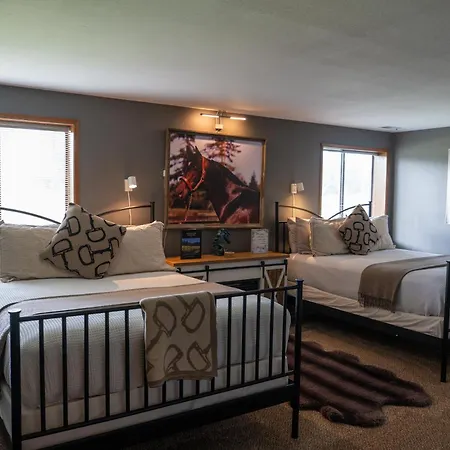 Wildwood Farm Bed & Breakfast-2